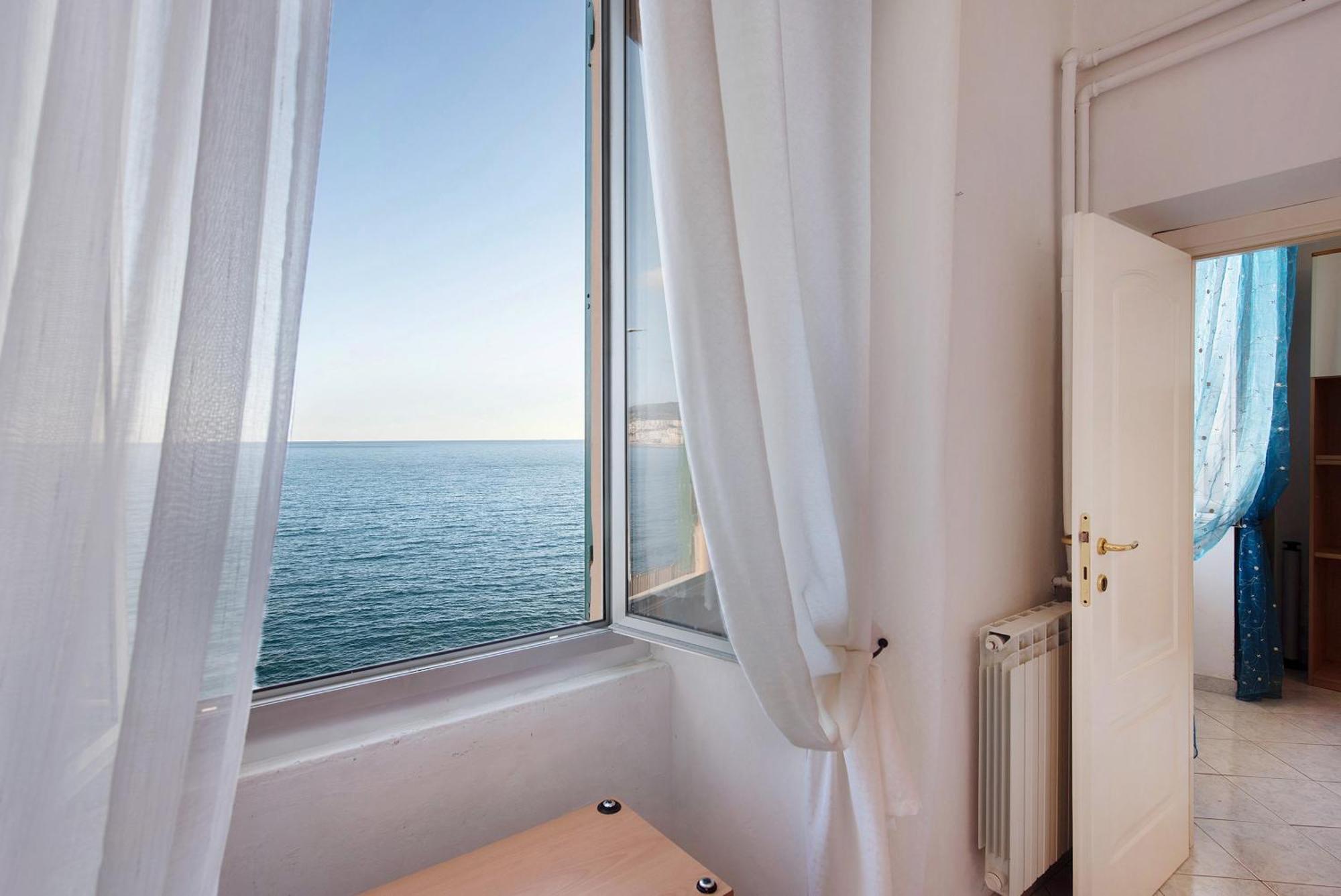 La Finestra Sul Mare Apartment Genua